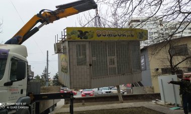 Lucrări de demontare și evacuare a gheretelor în sectorul Botanica