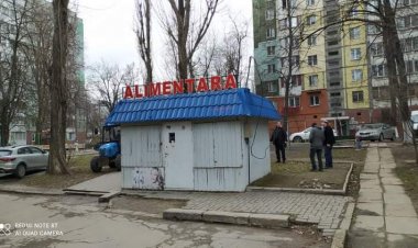 Demolarea și evacuarea gheretei din bd. Dacia, 7/1