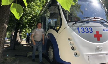 Amplasarea punctului mobil pentru vaccinarea antiCOVID-19 în sectorul Botanica (07.06.2021)