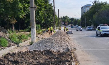 Mersul realizării proiectului „Amenajarea și reabilitarea scuarului „Sarmizegetusa” (29.07.2021)