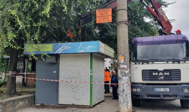 Executarea lucrărilor de demontare și evacuare a gheretelor în sectorul Botanica