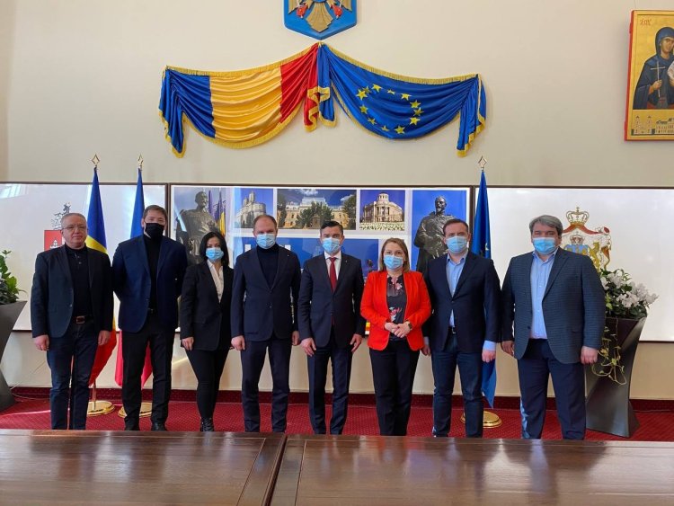 Alături de colegii săi, Pretorul sectorului Botanica se află într-o vizită oficială la Iași
