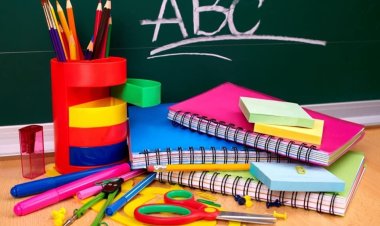 Iarmaroace școlare către noul an de studii