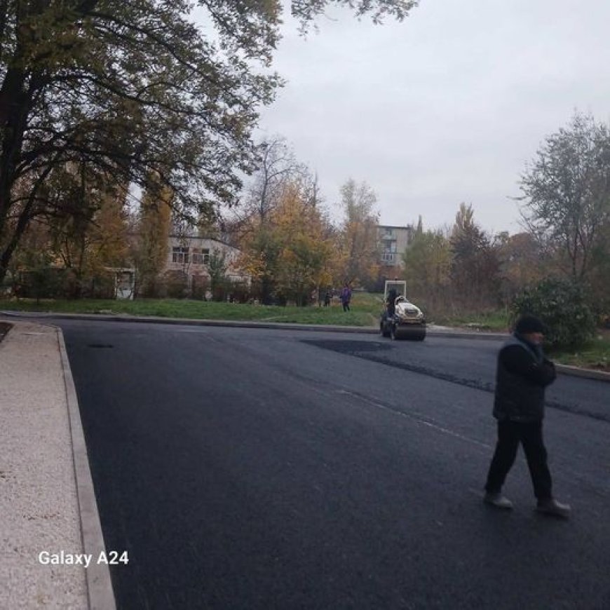 Căile de acces către Grădinița nr. 123, de pe str. Aeroport, au fost asfaltate.