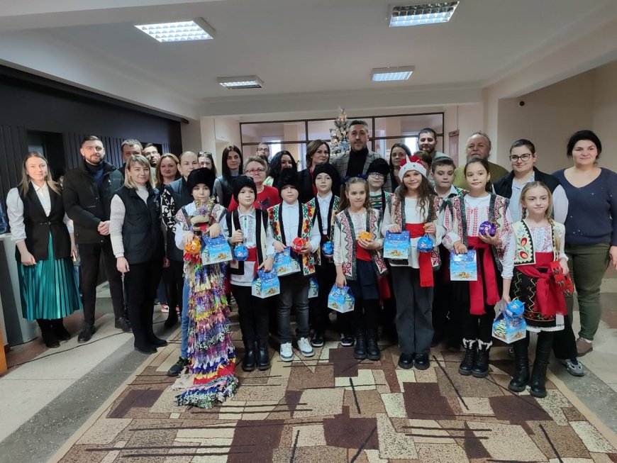 Magia colindelor a răsunat şi astăzi la Pretura sectorului Botanica ✨