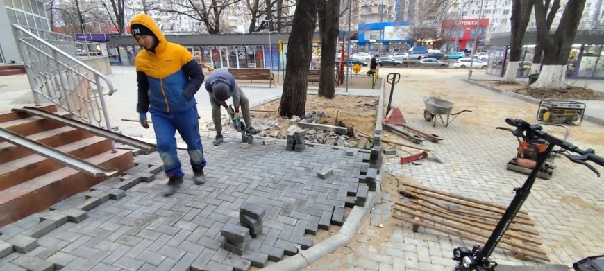 Continuă lucrările de reabilitare și amenajare a bd. Dacia, pe tronsonul str. Independenței