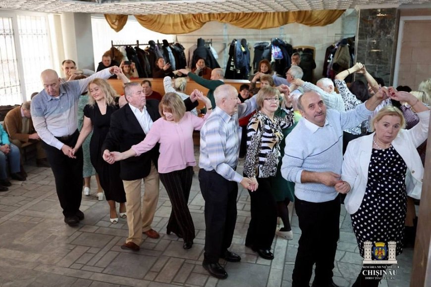 Seniorii din capitală sunt invitați la spectacole muzicale!