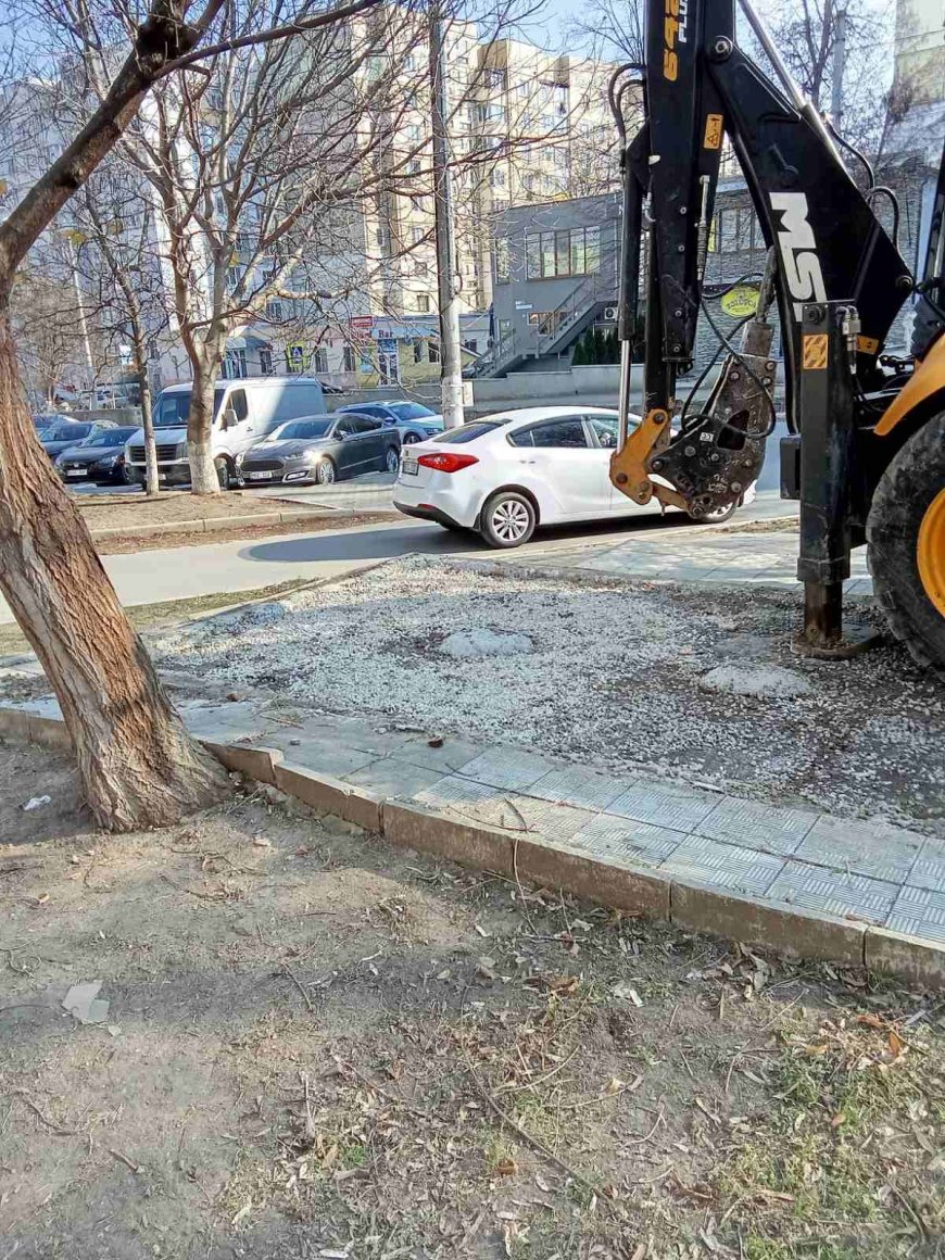Lucrări de perforare a platformelor din beton în sectorul Botanica