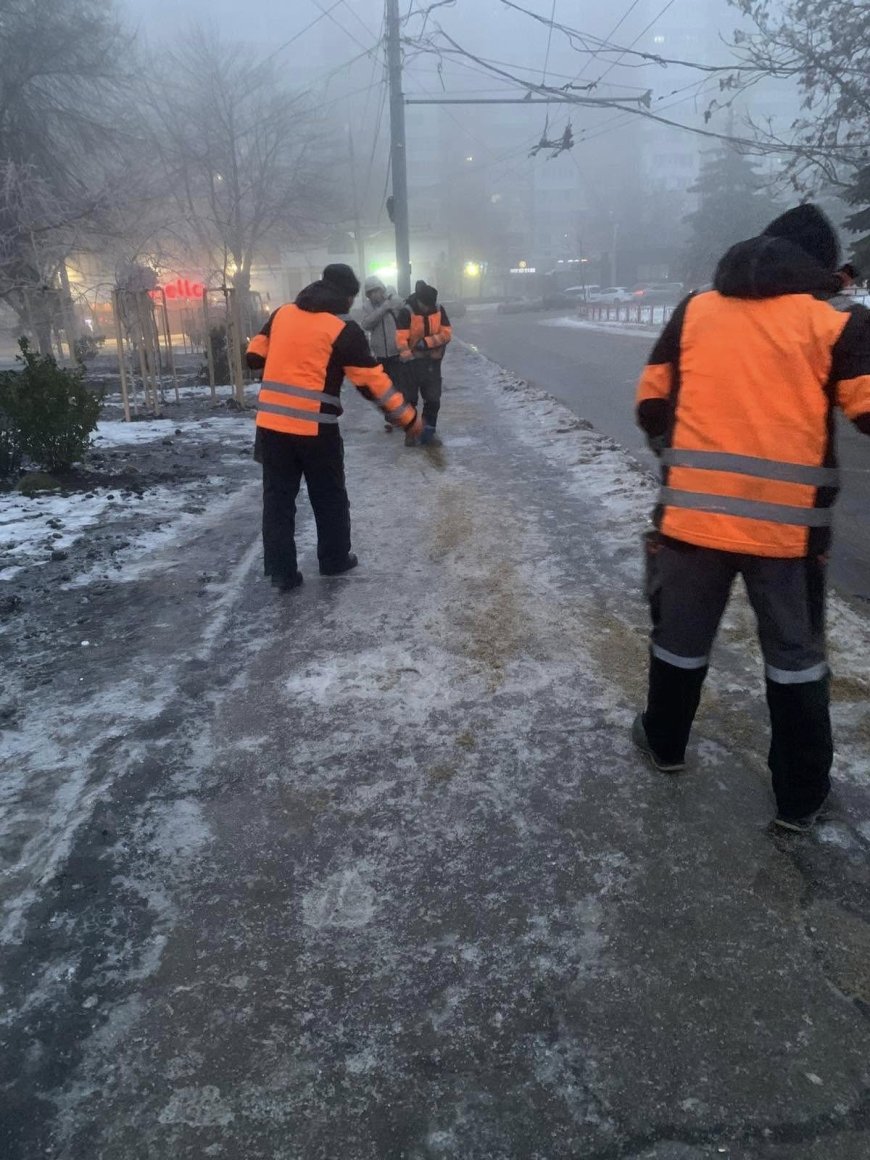 Combaterea ghețușului în sectorul Botanica: intervenții în teren